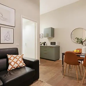 New & Cozy In Porta Romana Milano